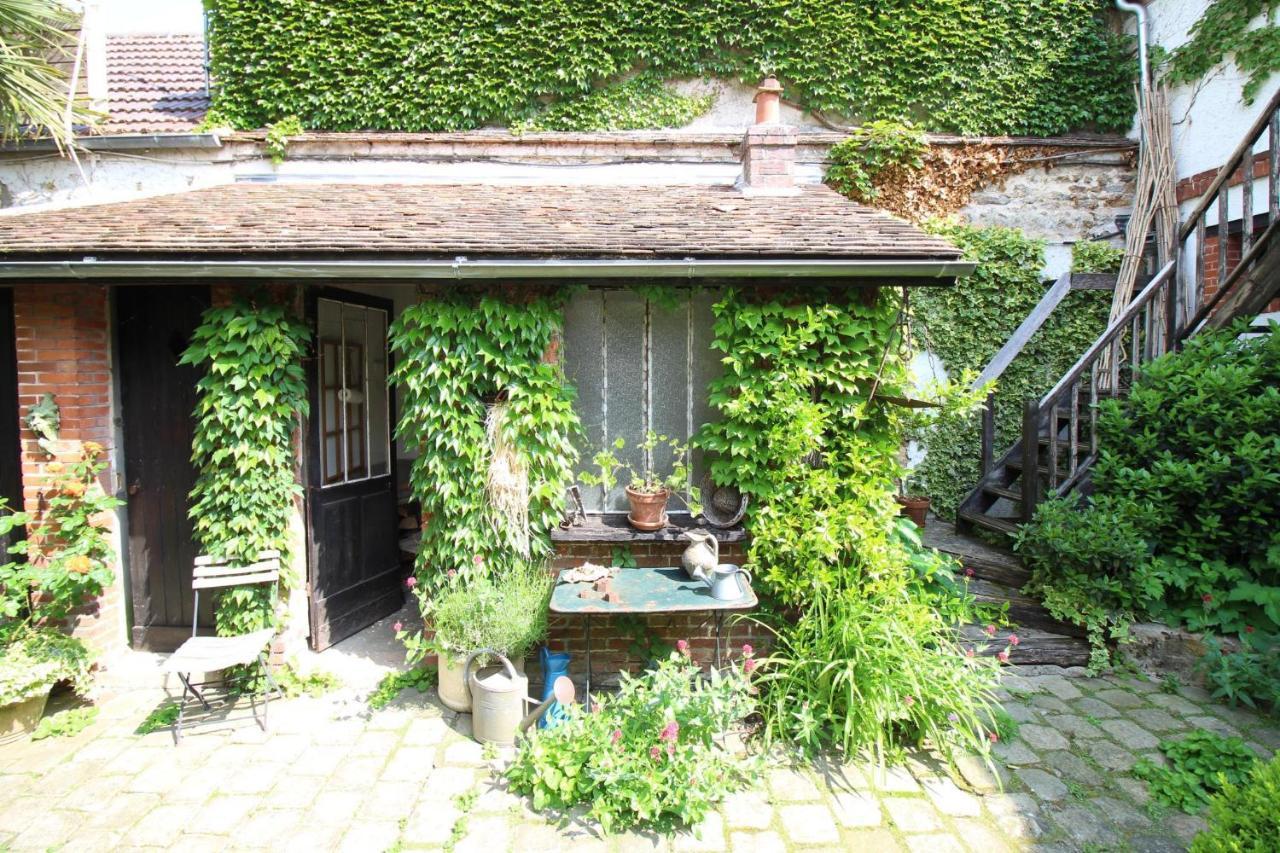 مبيت وإفطار Nangis Jardin De Mathilde المظهر الخارجي الصورة